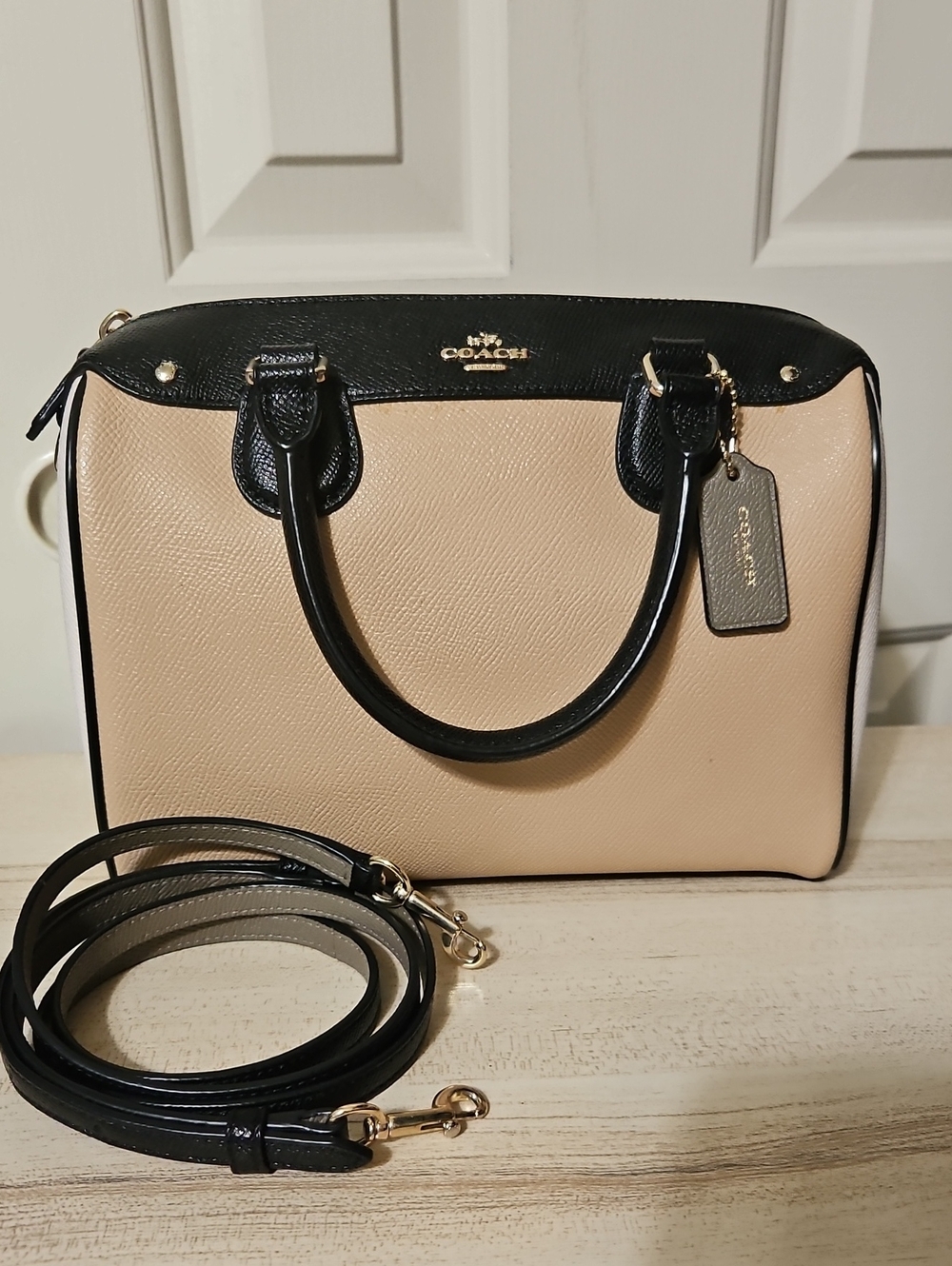 Coach EUC Bennett Mini Color Block Pebbled Leather Satchel with Crossbody
